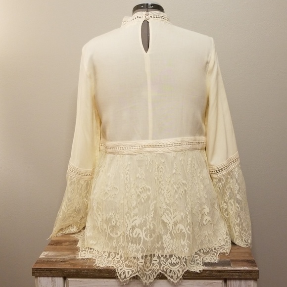 Entro lace cream shirt size M - Picture 3 of 4